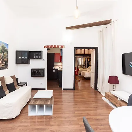 Cozy Apartment, 300 Meters From The Genoa Aquarium And San Giorno Metro Esterno foto