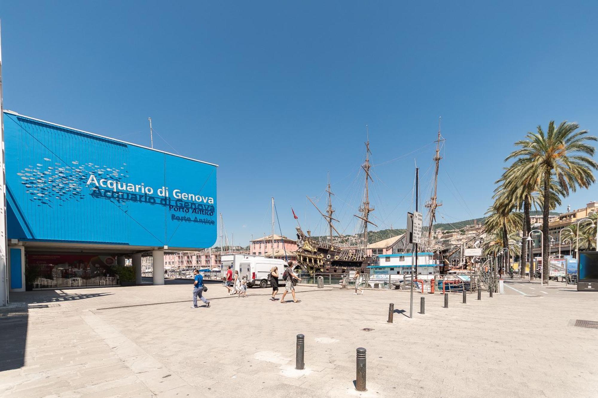 Cozy Apartment, 300 Meters From The Aquarium And San Giorno Metro Genova